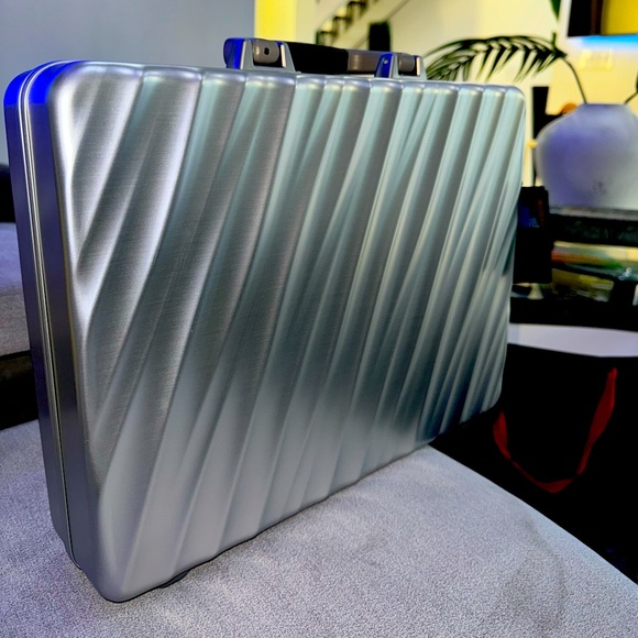 Other Limited Edition Bullet Train Movie Tumi 19 Degree Briefcase Poshmark